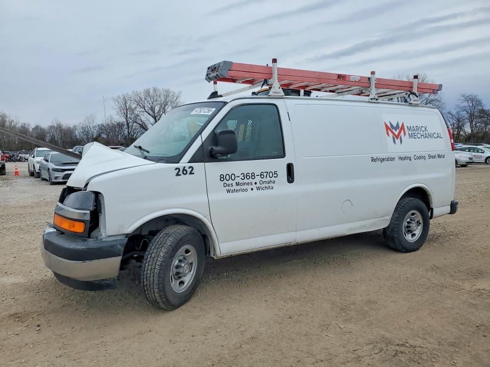 2021 Chev Express G3500