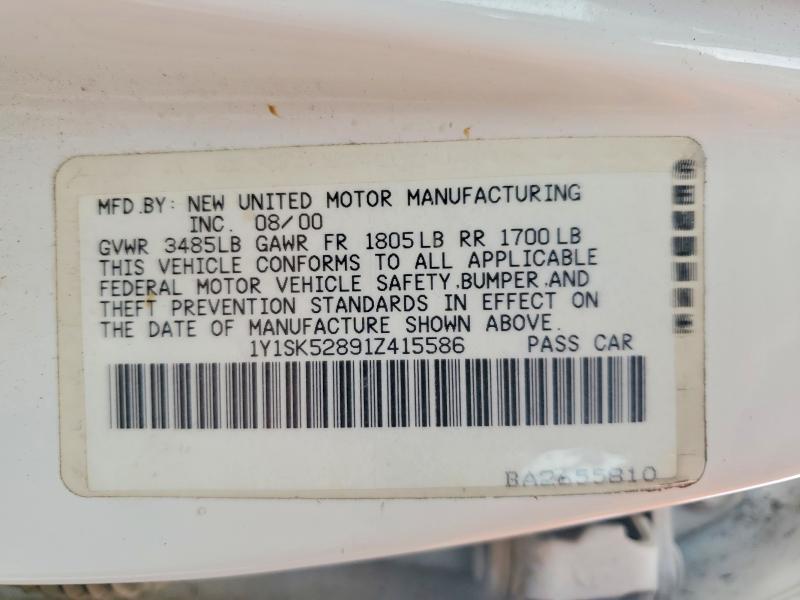 2001 Chevrolet Geo Prizm Base