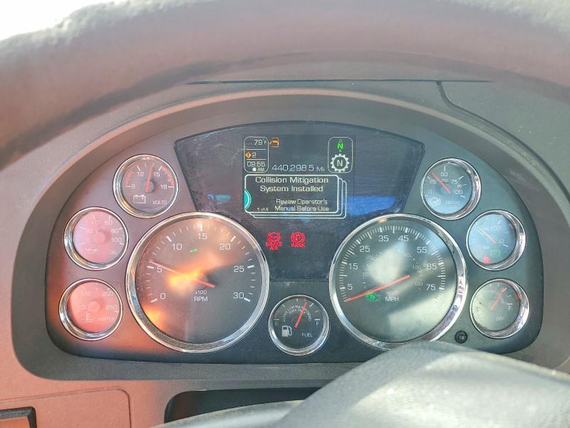 2019 Kenworth T680 Semi Truck