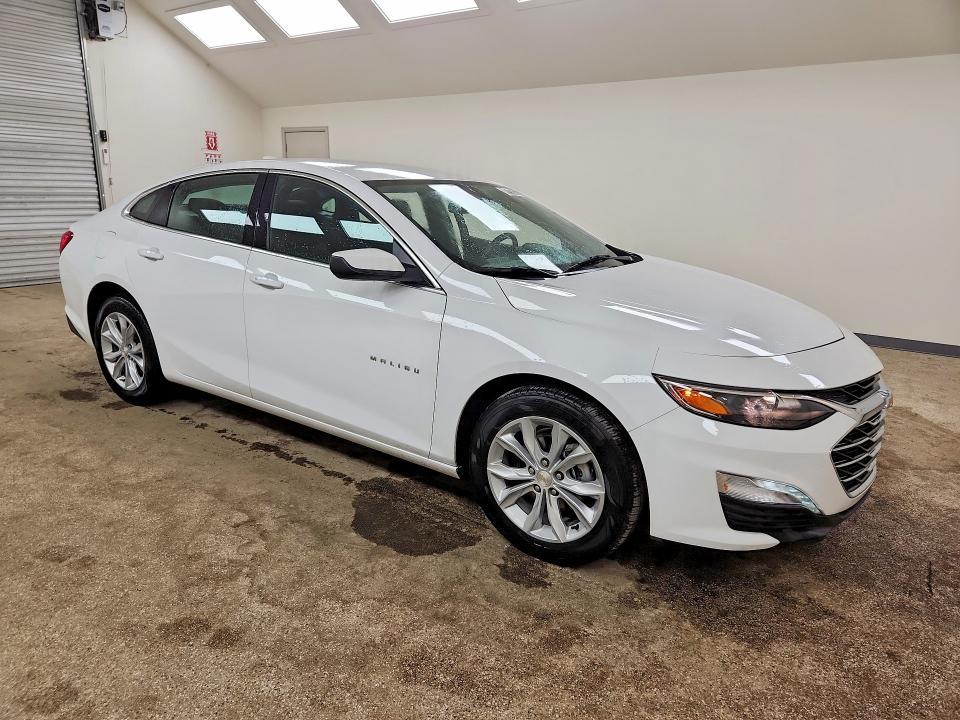2025 Chevrolet Malibu lt