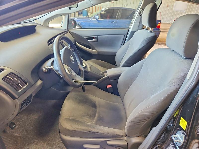 2010 Toyota Prius iii