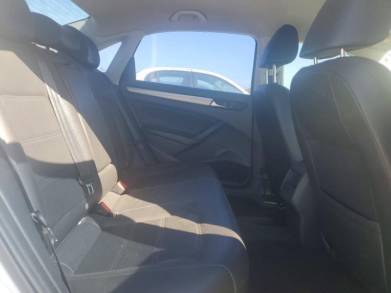 2014 Volkswagen Passat s
