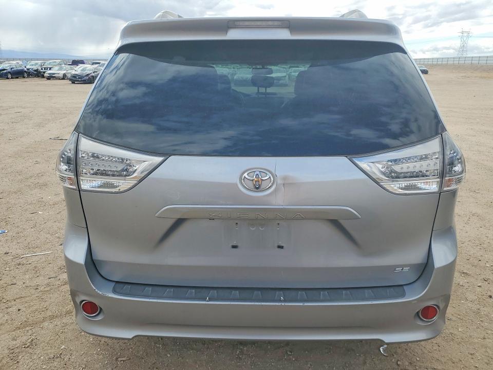 2013 Toyota Sienna Sport
