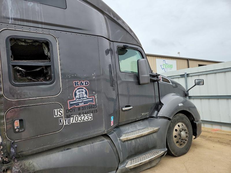 2019 Kenworth Construction T680