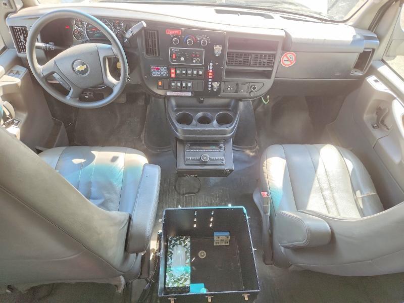 2015 Chev Express G3500