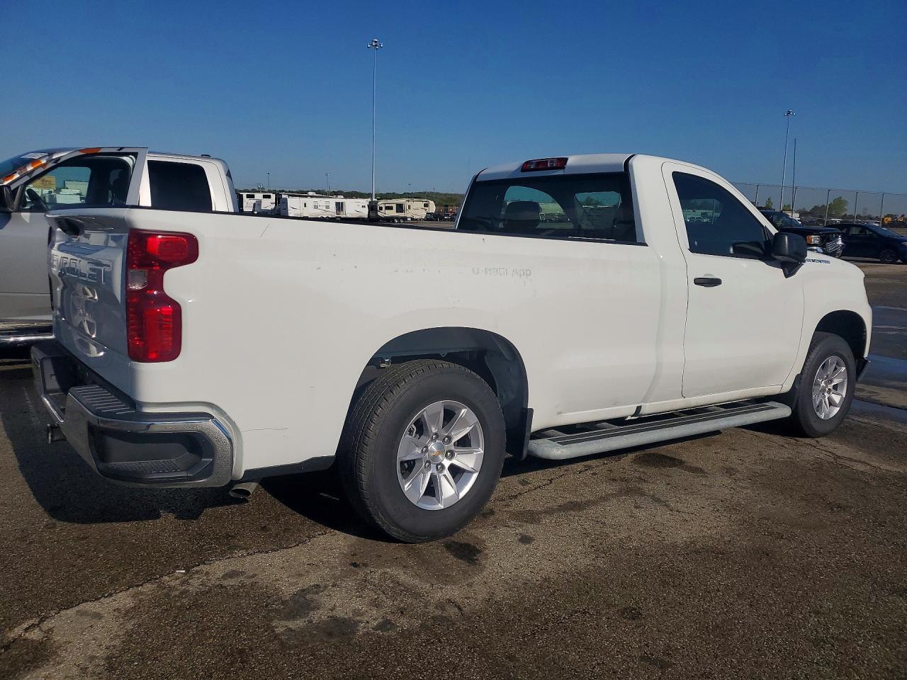 2025 Chevrolet Silverado C1500