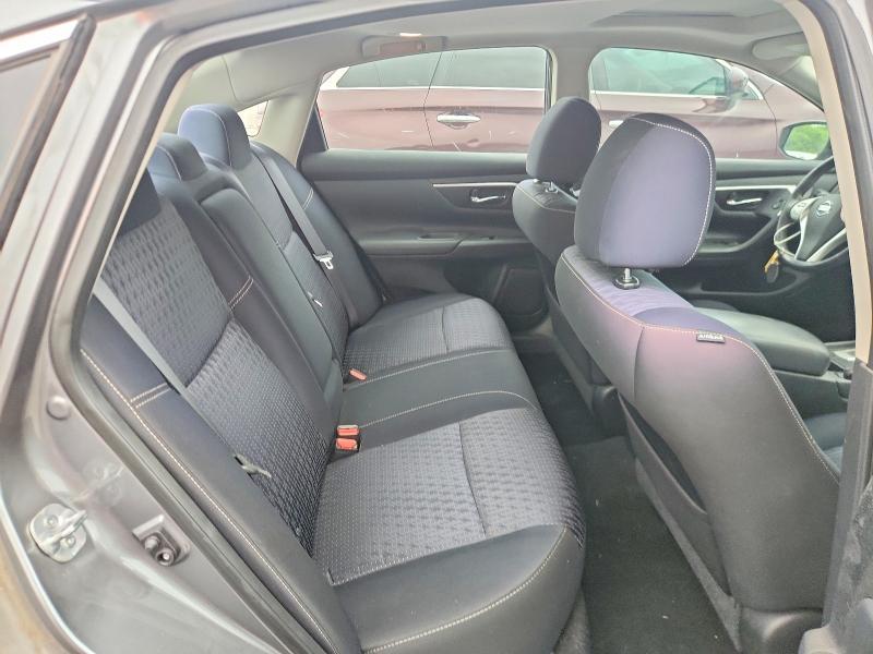 2016 Nissan Altima 2.5 sv