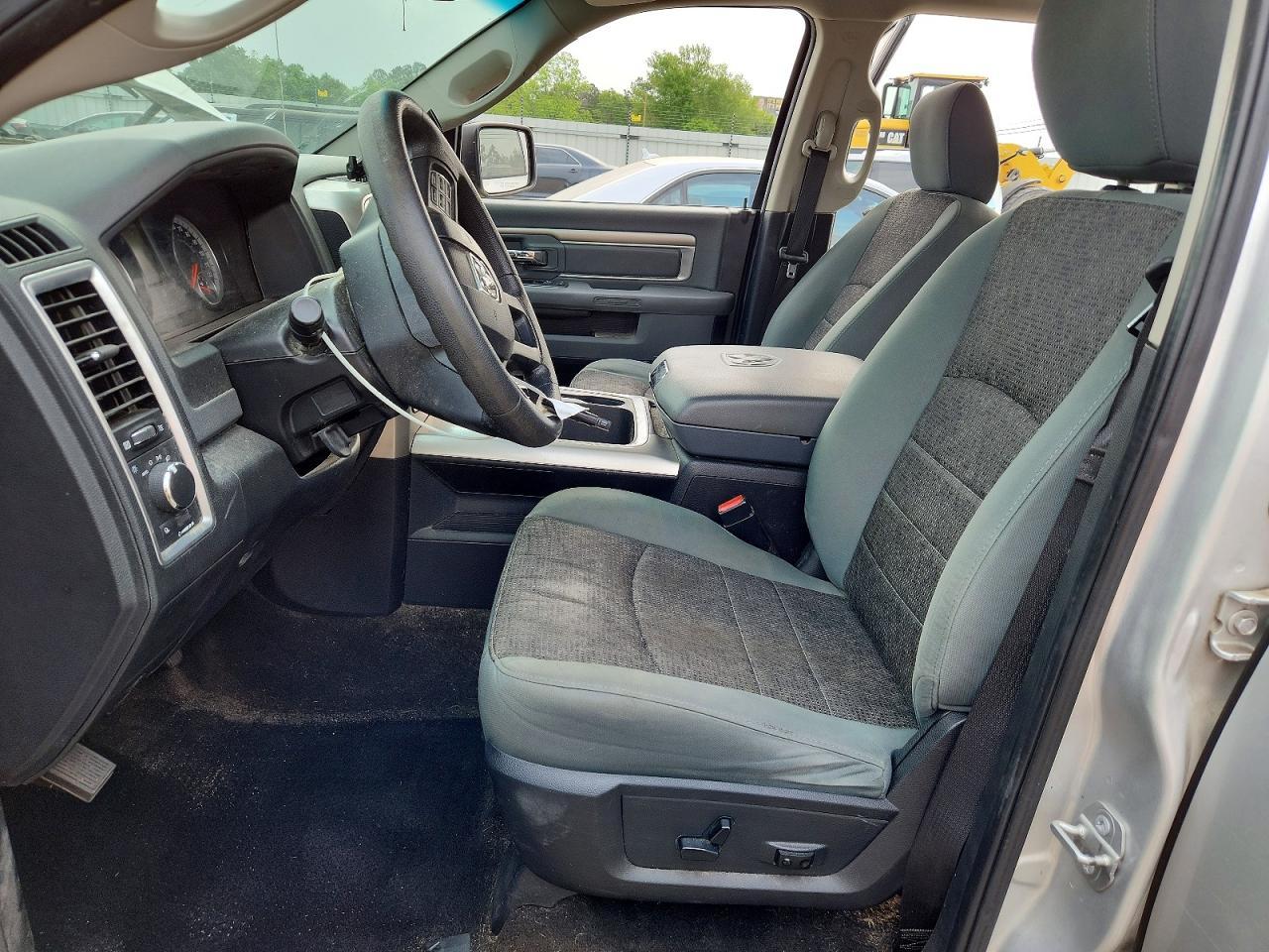 2016 Dodge RAM 1500 SLT
