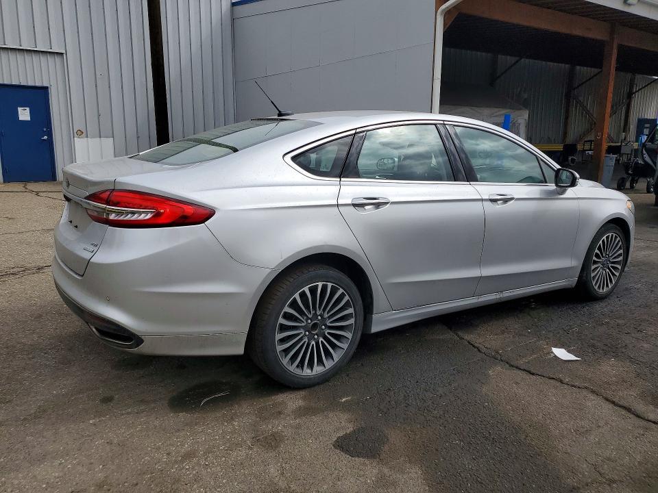 2017 Ford Fusion se