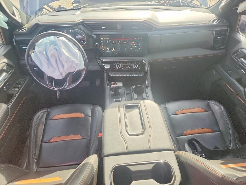 2022 GMC Sierra K1500 AT4