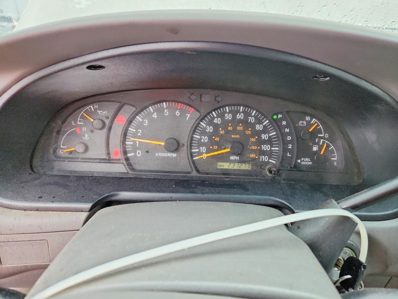 2004 Toyota Tundra SR5