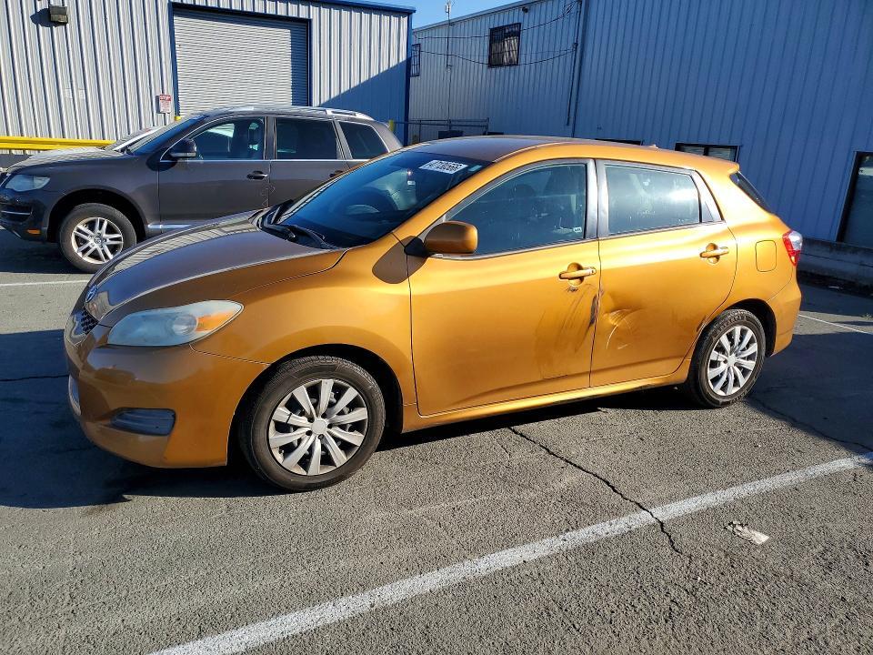 2009 Toyota Matrix Base
