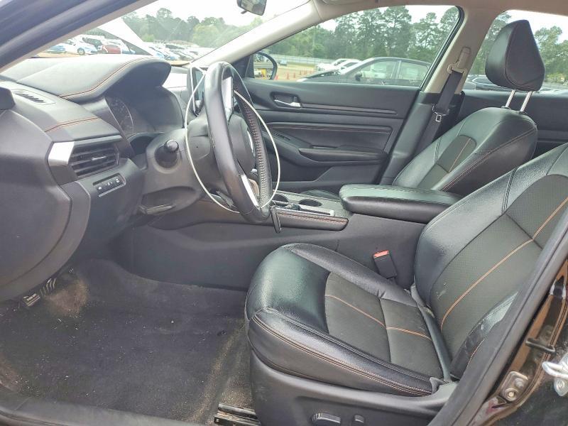 2022 Nissan Altima sr