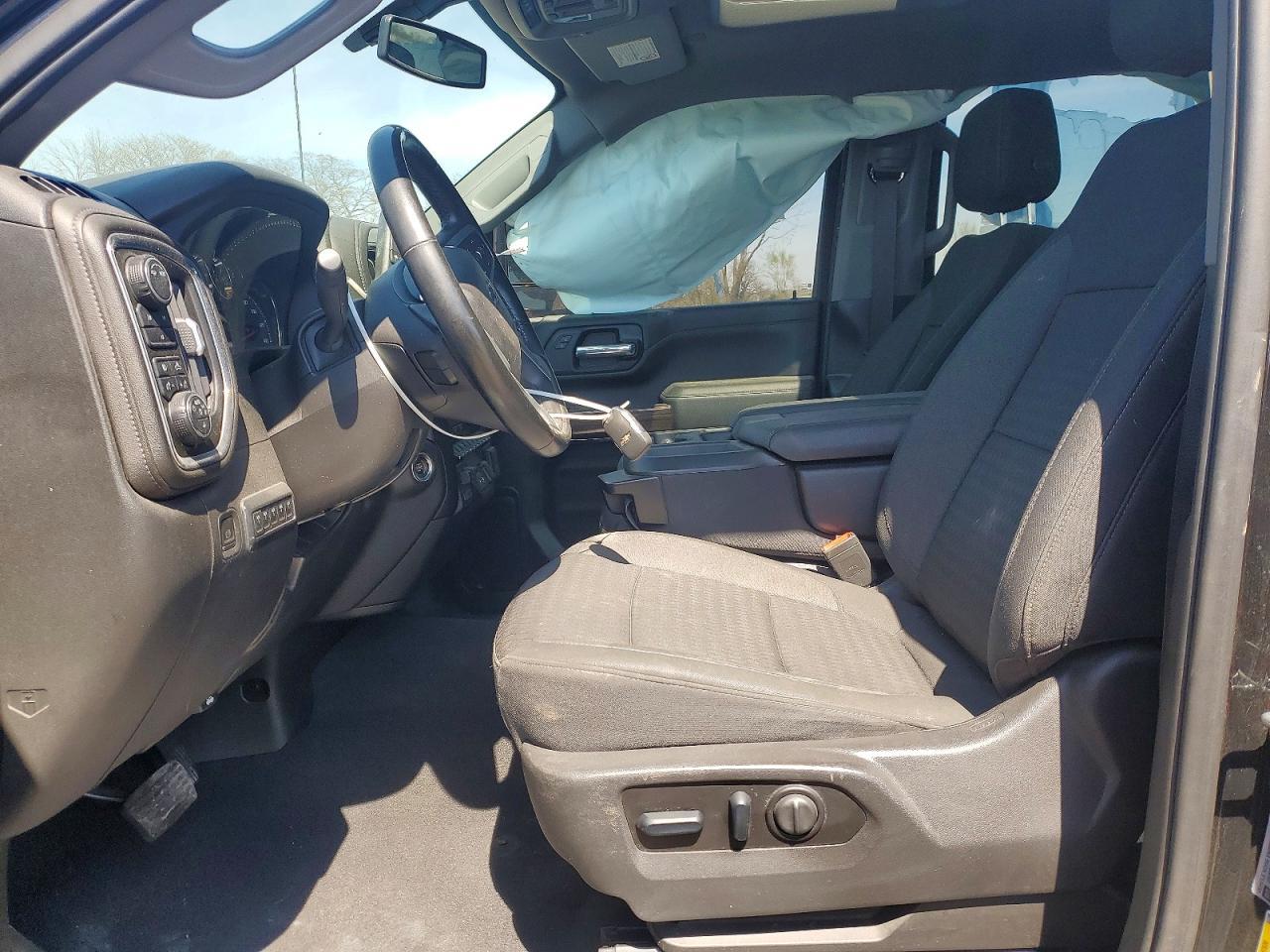 2023 Chevrolet Silverado K3500 LT