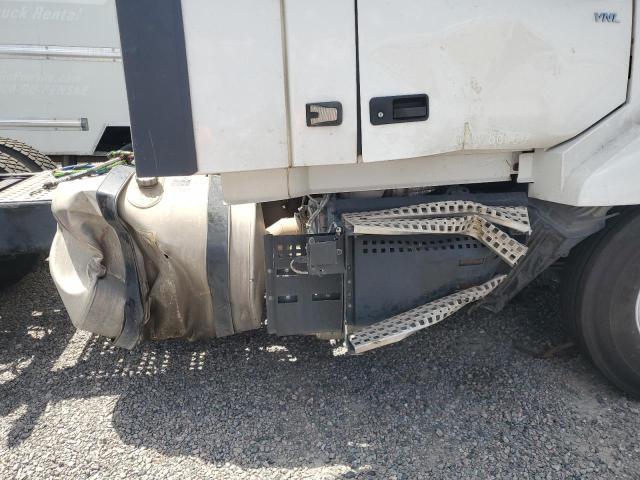 2022 Volv O VNL Semi Truck