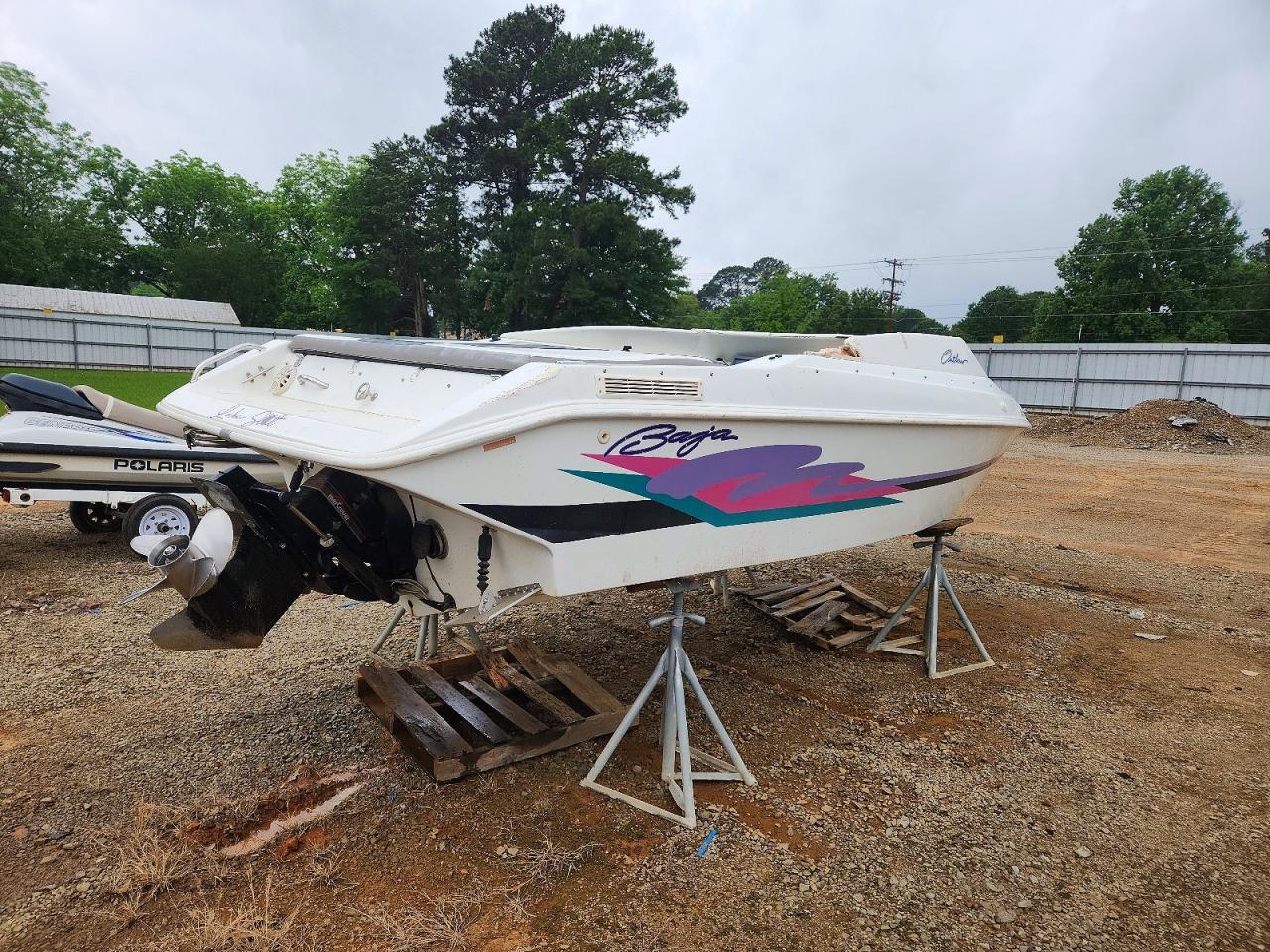 1996 Baja Boats 20 Outlaw