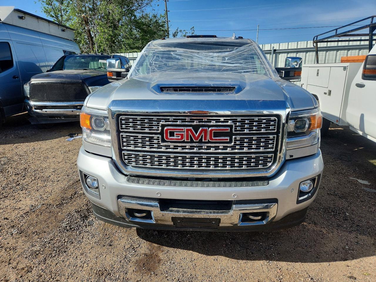 2018 GMC Sierra K3500 Denali