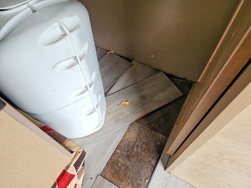 2010 KZ Recreational Vehicle (RV)