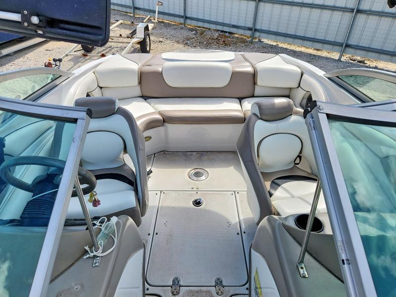 2005 Mercruiser Boat