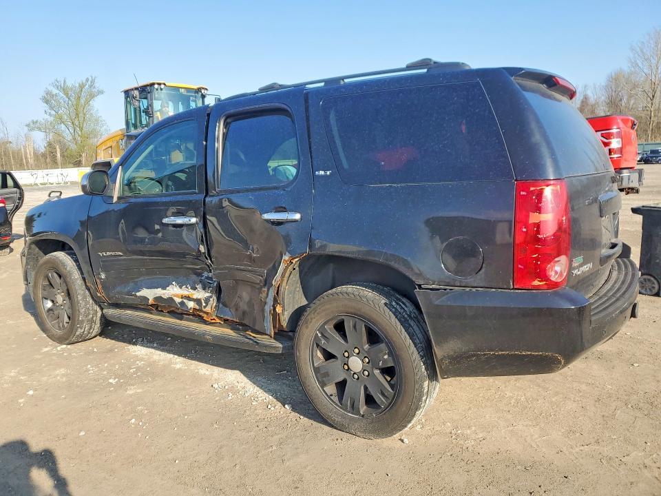 2010 GMC Yukon slt