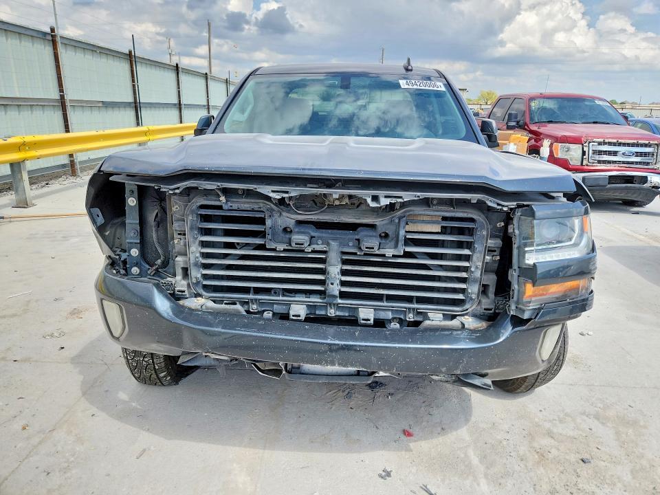 2018 Chevrolet Silverado K1500 lt