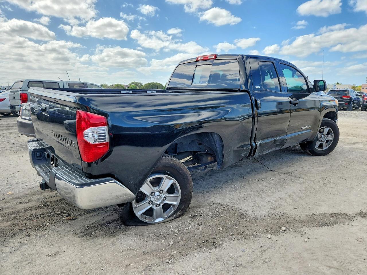 2016 Toyota Tundra SR5