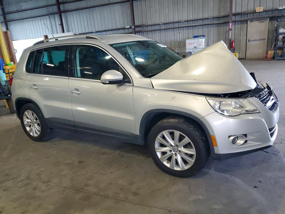 2009 Volkswagen Tiguan s