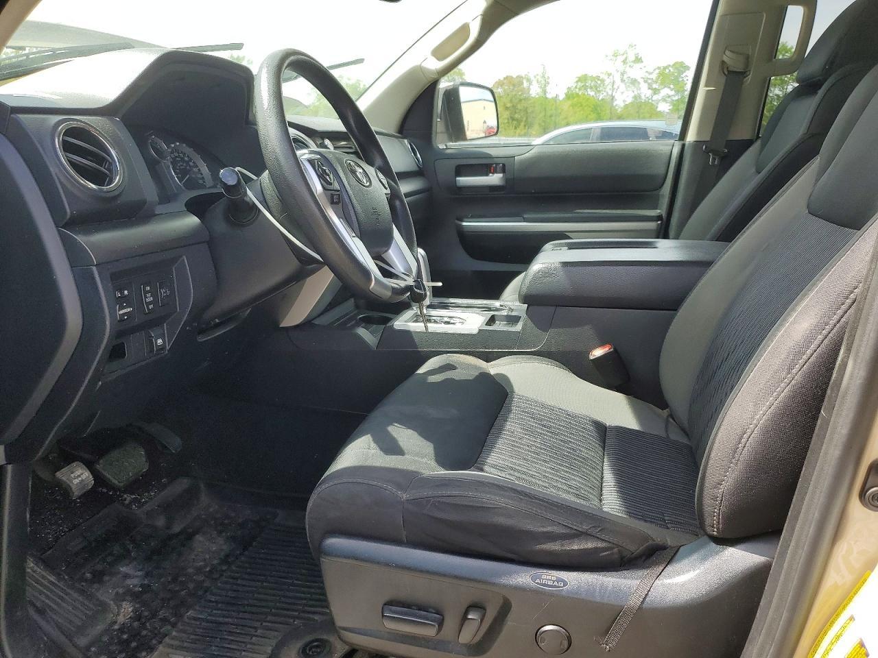 2017 Toyota Tundra SR5