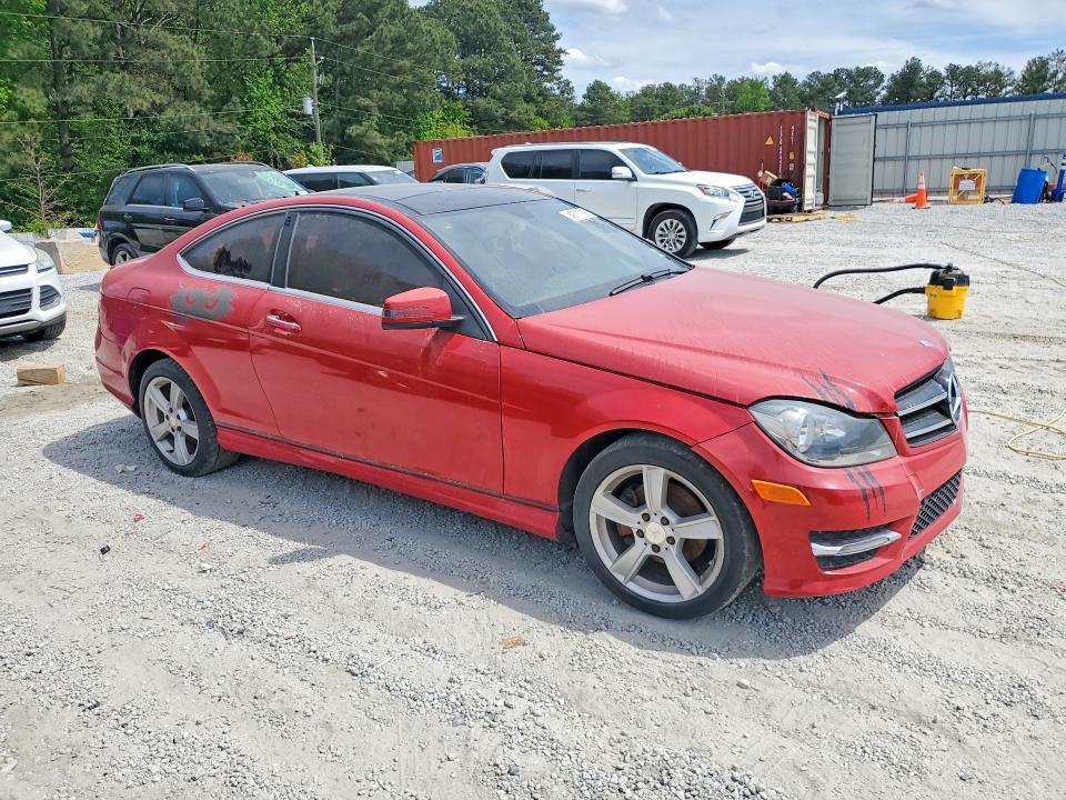 2015 Mercedes-Benz C 250