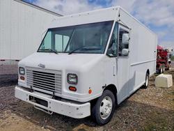 Salvage trucks for sale at Kansas City, KS auction: 2015 Ford F59 Delivery Truck
