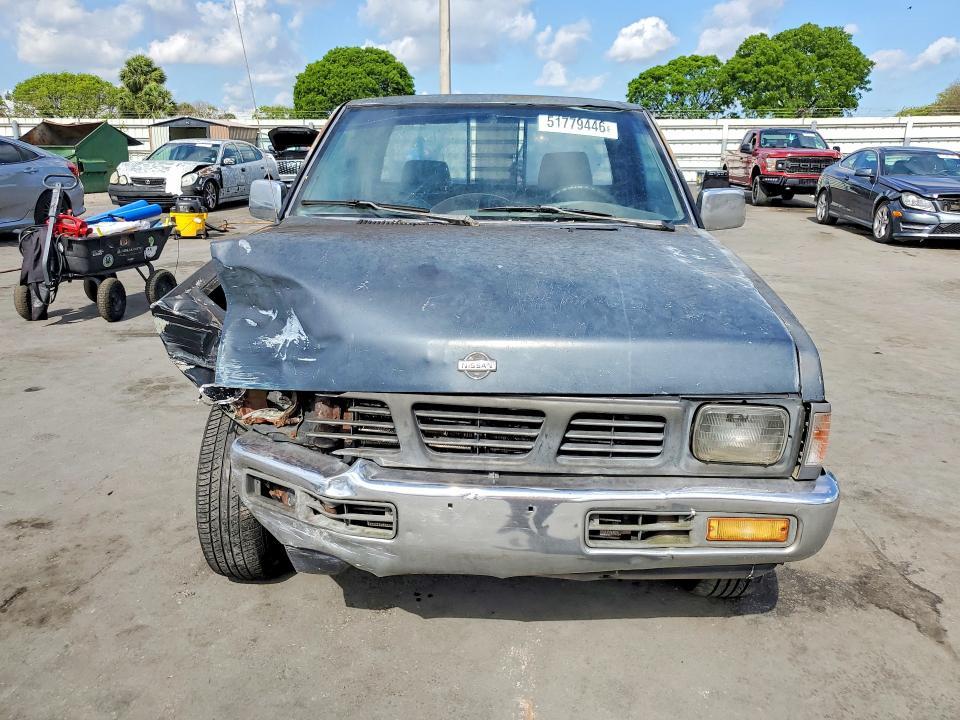 1996 Nissan Truck XE