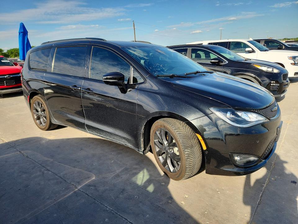 2018 Chrysler Pacifica Limited