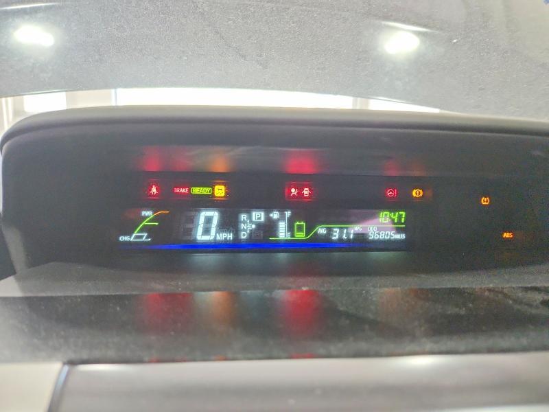 2013 Toyota Prius v Three