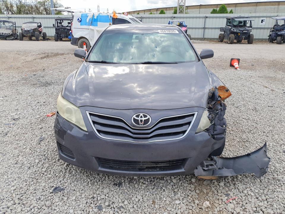 2011 Toyota Camry le