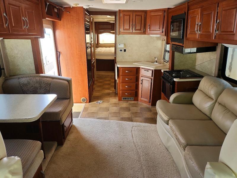 2007 Ford F550 Super Duty Stripped Chassis