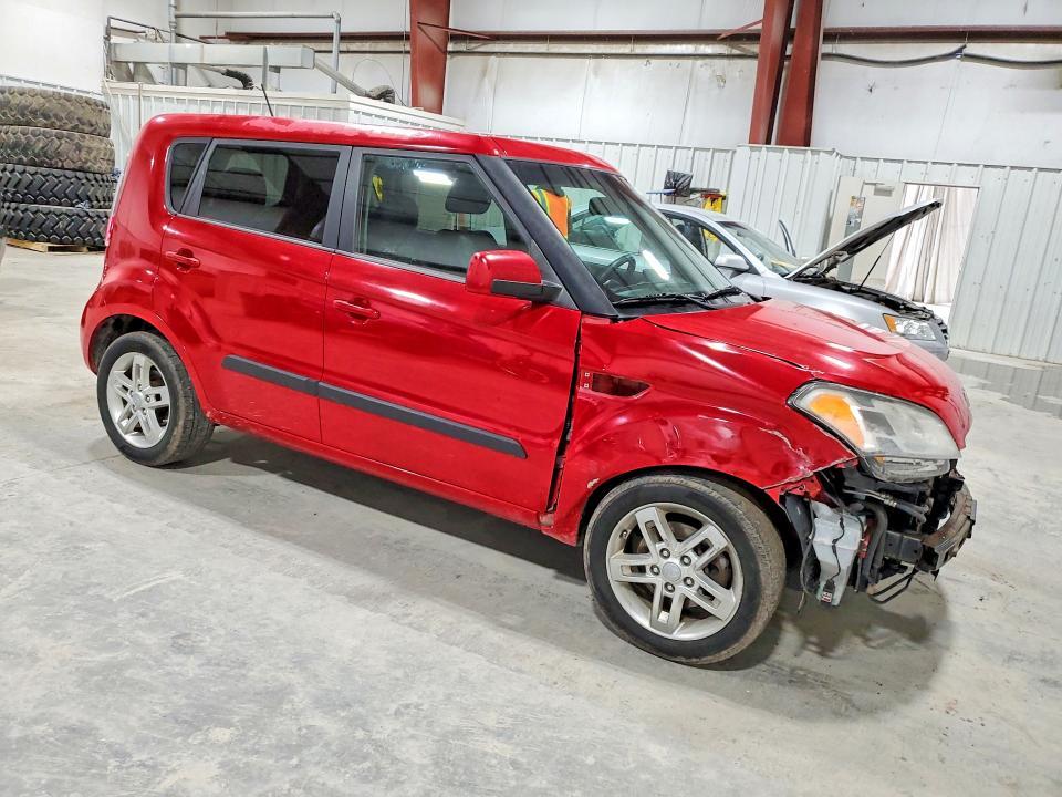 2011 KIA Soul +