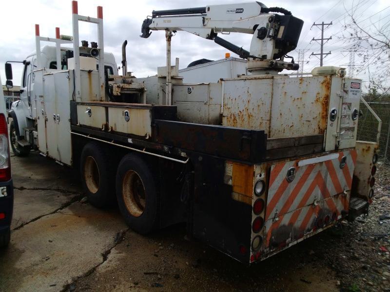 2012 Freightliner Business Class M2 Utility / Service Truck