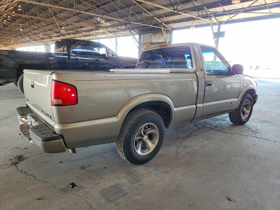 2001 Chevrolet S Truck S10