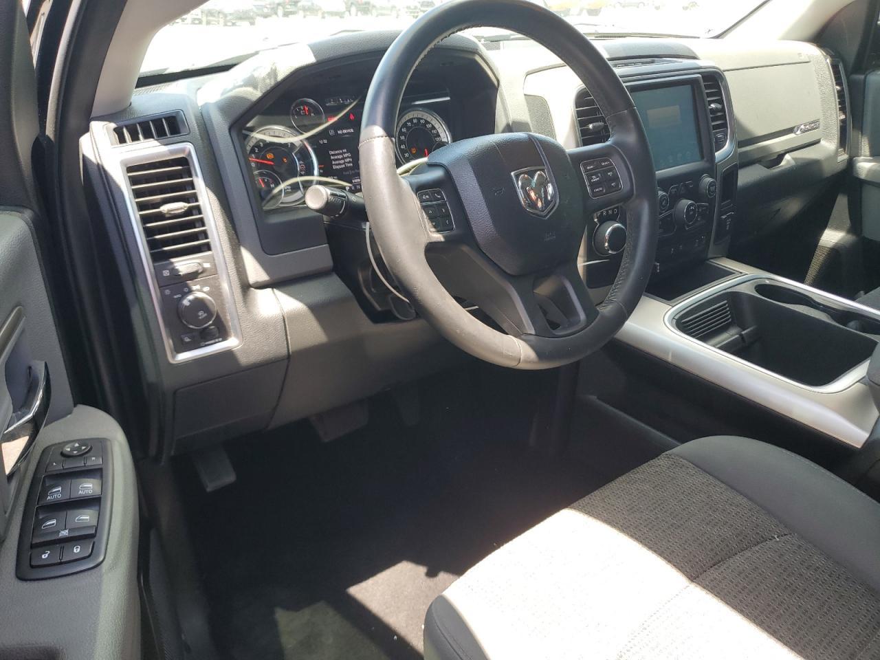 2016 Dodge RAM 1500 SLT