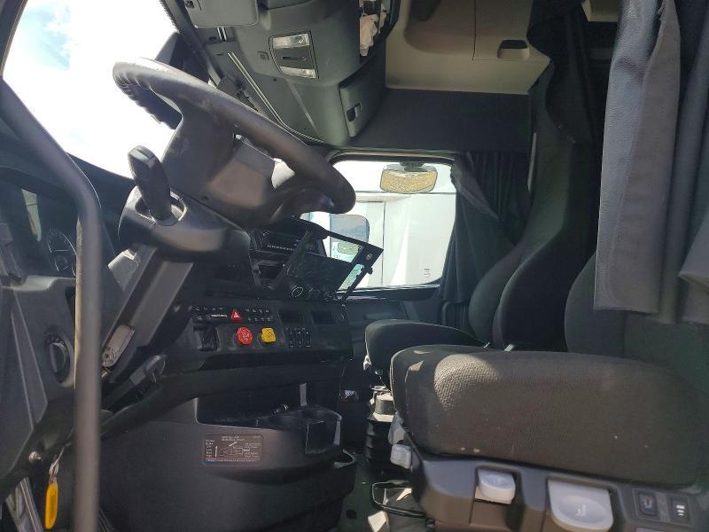 2023 Freigliner 2023 Freightliner Cascadia 126 Semi Truck