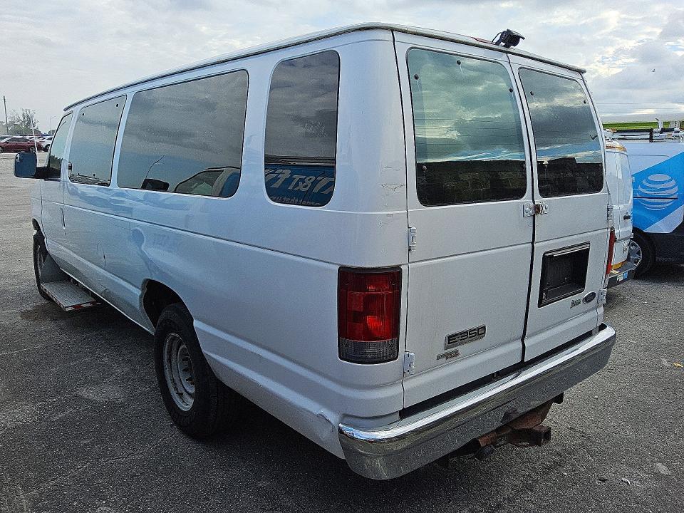 2012 Ford Econoline E350 Super Duty Wagon