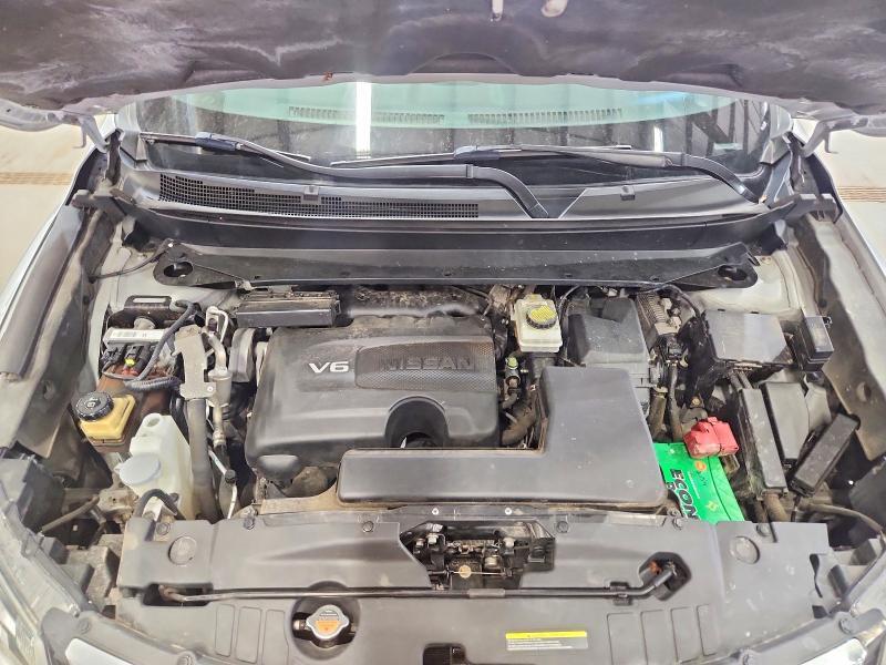 2018 Nissan Pathfinder sv