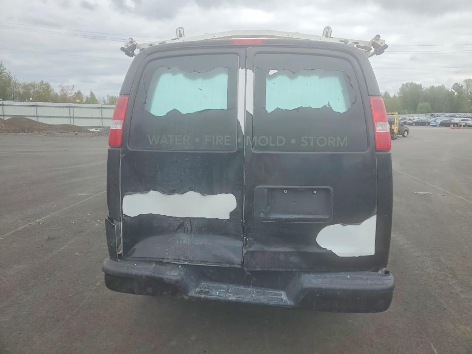 2017 Chev Express G2500