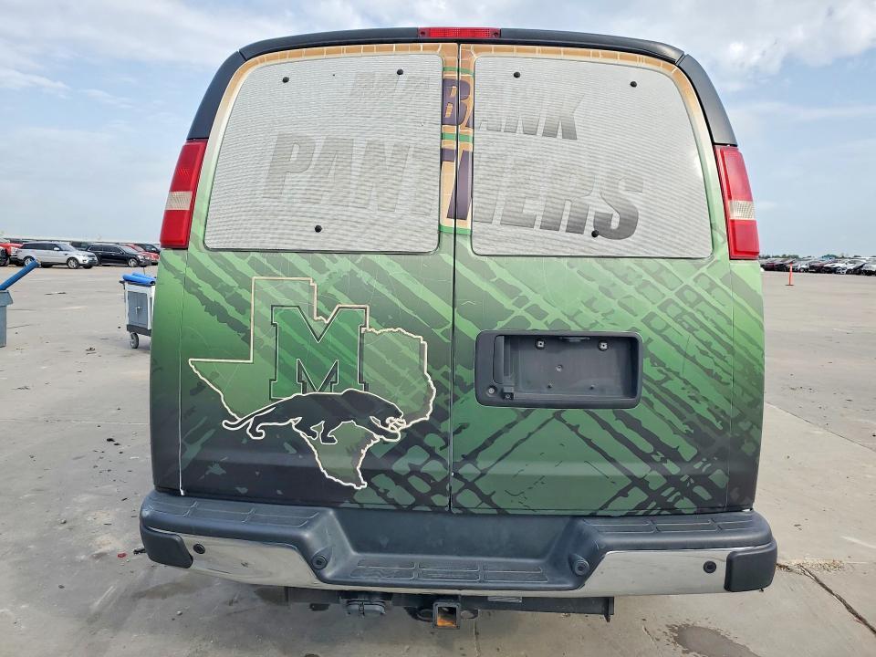 2018 Chevrolet Express G3500 LS