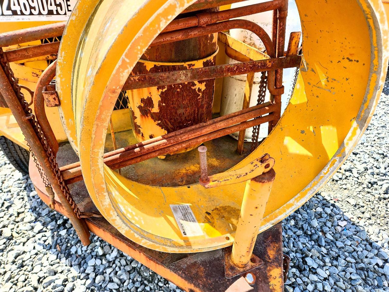1984 Utility Trailer 1984 Manhole Support Trailer