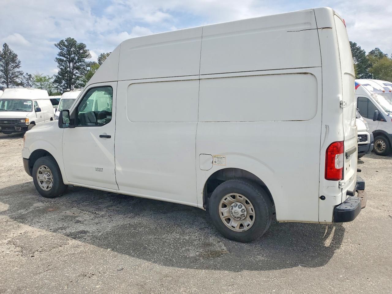 2012 Niss AN NV 1500 Delivery Van