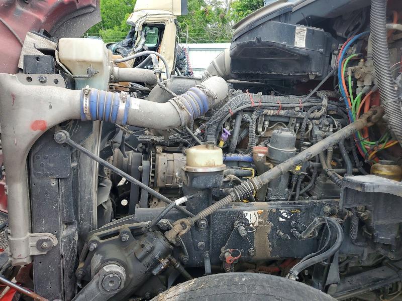 2016 Kenworth T680 Semi Truck