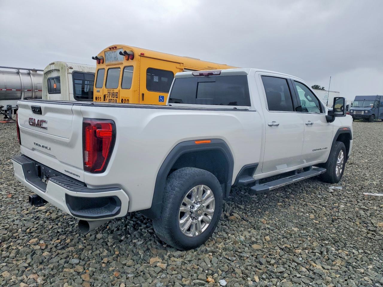 2023 GMC Sierra K2500 Denali