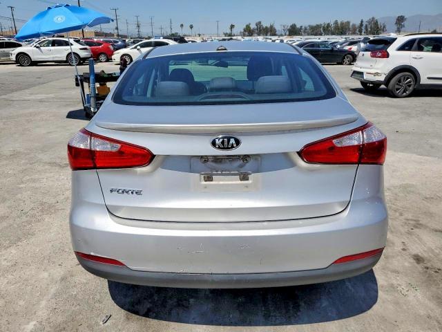 2015 KIA Forte lx