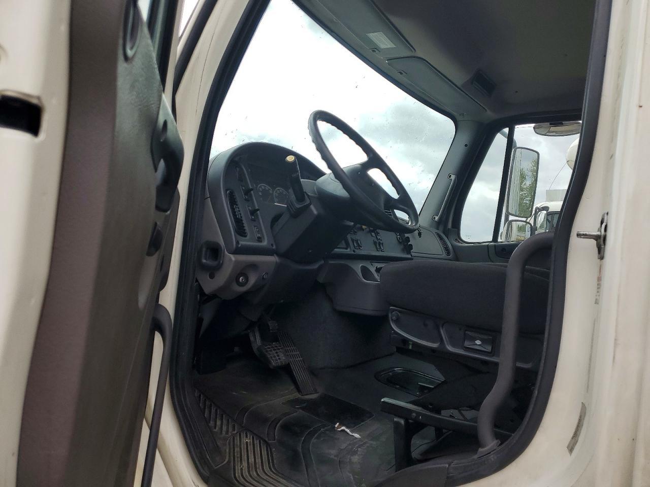 2020 Freightliner Business Class M2 Refrigerated BOX Truck